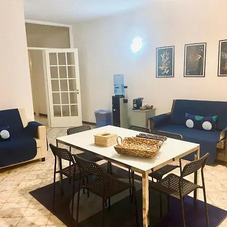 Apartment Leader *